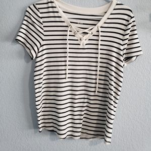 Striped tie up tee
